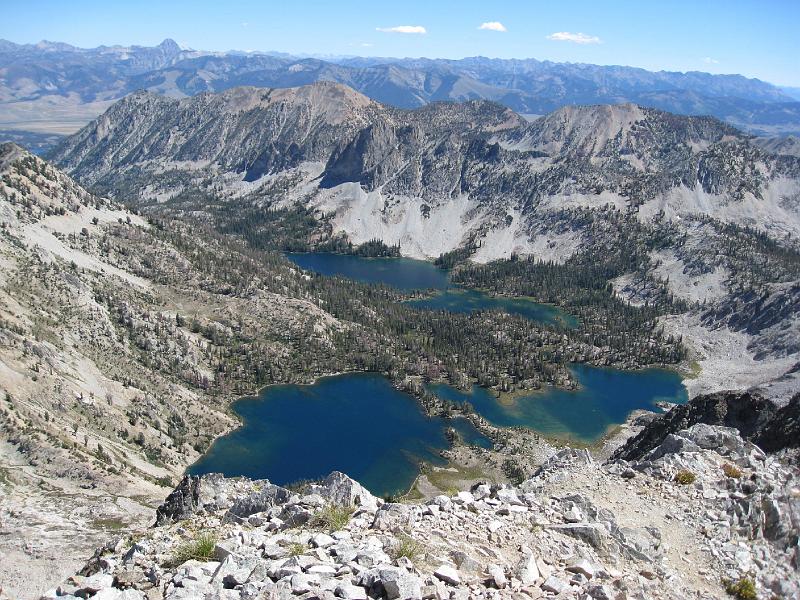 IMG_3979.jpg - Twin Lakes with Alice Lake in the backgroud.  You can see El Capitan just behind Alice Lake.