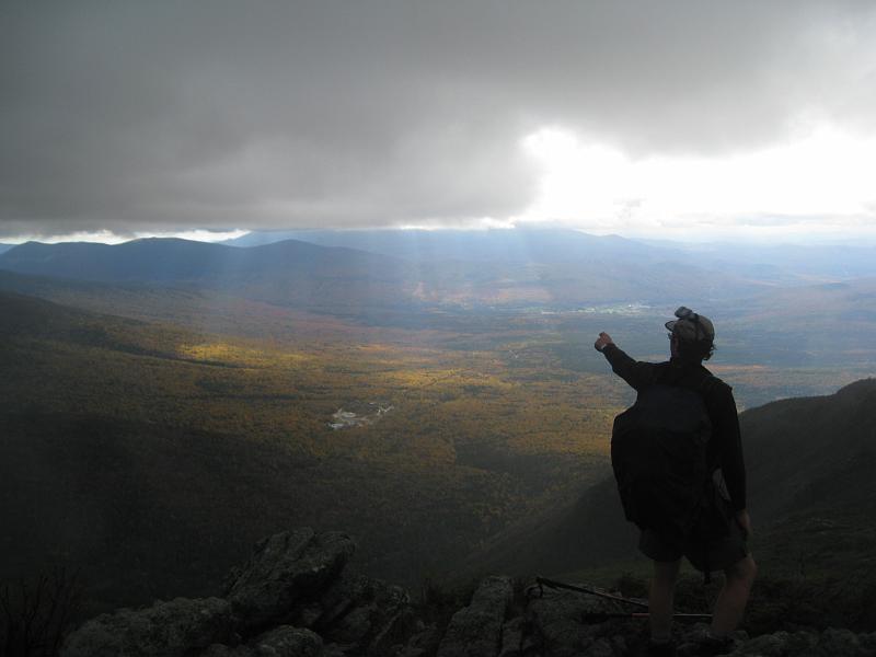 IMG_7108.jpg - Descending Mt Washington.  The wind slowed down, the clouds went up, and the sun came out.