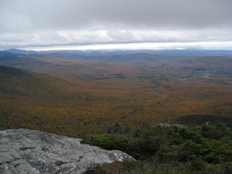 IMG_7217.jpg - Once off the top of Mt Mansfield, we got below the clouds and got some nice views.